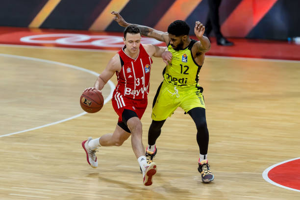 通过加强中 通过加强中