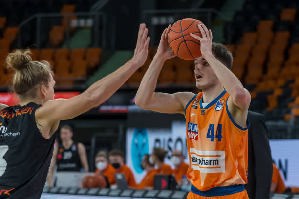 几位来自鲁 几位来自鲁